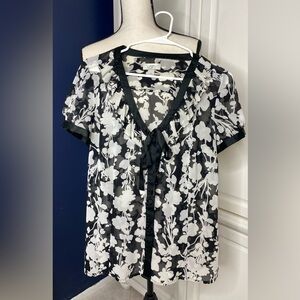 LOFT Black and White Ruffled Tie Front Blouse